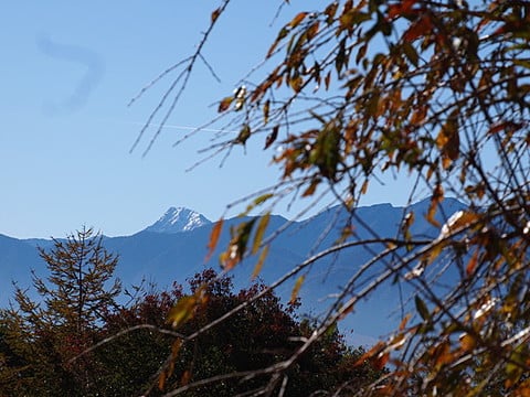 甲斐駒ケ岳と北岳